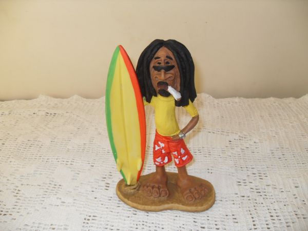 Bob Marley surfista